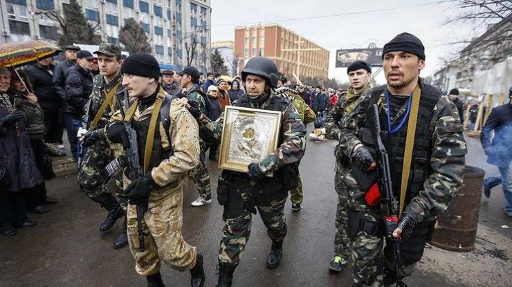 Москва вычищает из "республик" террористов Эдуарда Лимонова