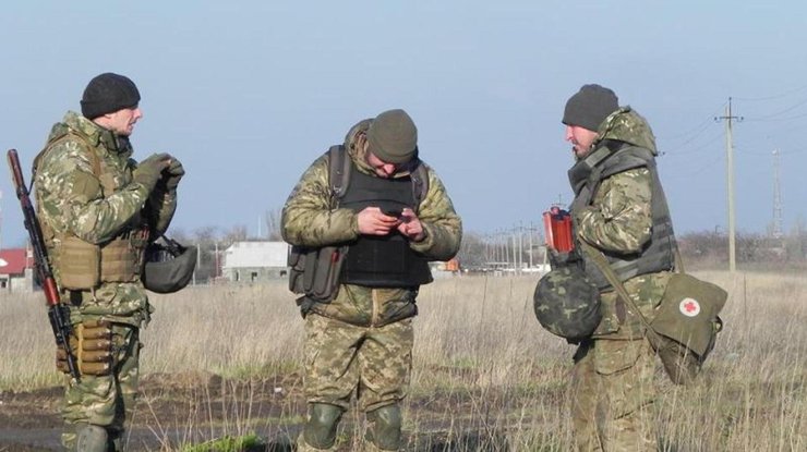  "Донбасс" на позициях сменили бойцы "Азова"