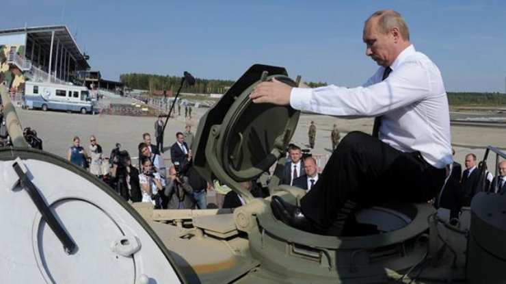 Путин наращивает военный бюджет