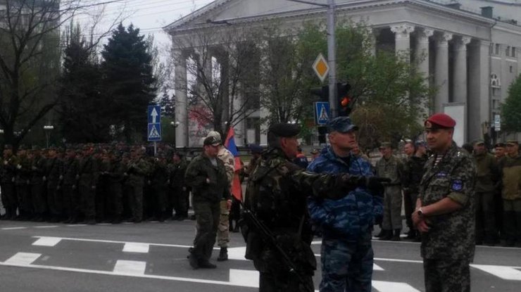 Террористы задумали провести свой парад в Донецке. Фото "Новости Донбасса"