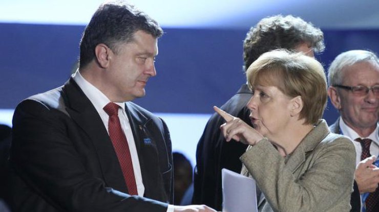 Меркель считает, что усилий Украины по безвизовому режиму недостаточно