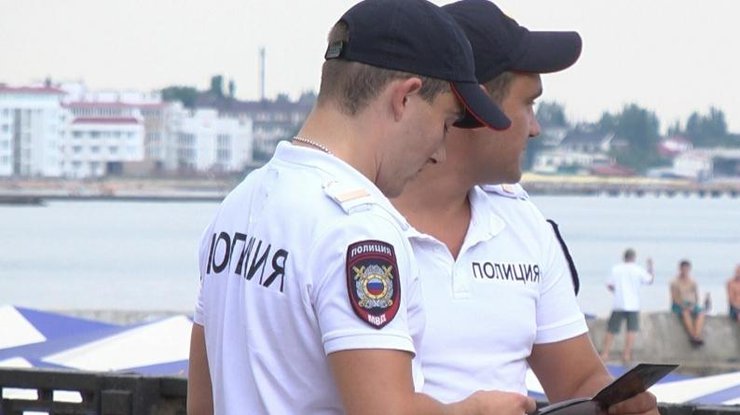 Полиция России в Крыму. Фото kafanews.com