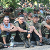Солдаты под Мариуполем: Воюем в джинсах на поломанных КАМАЗах (фото)