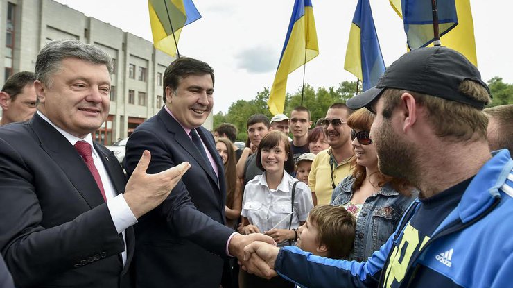 Порошенко представил Саакашвили активу Одесской области. Фото АП