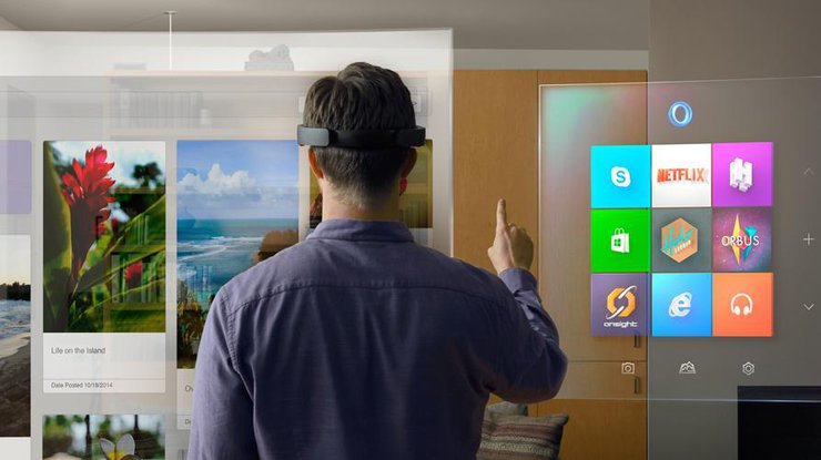 HoloLens