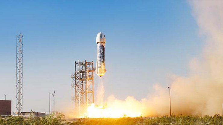 Amazon вывел свою первую ракету в космос