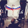 Мисс Россию хотят засудить за платье-флаг (фото)