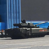 На репетиции парада в Москве заглох новый танк "Армата"
