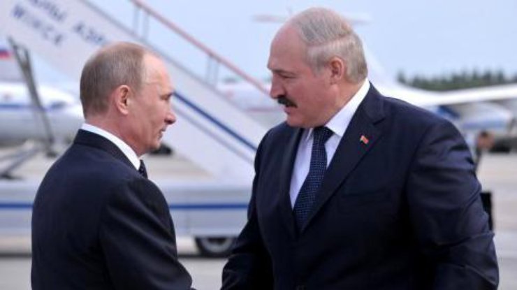 Лукашенко прилетел в Москву на неформальную встречу