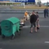 Торгівці у Києві перекрили дорогу шинами та піддонами