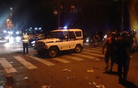 Генконсульство Украины в Ростове подверглось атаке хулиганов