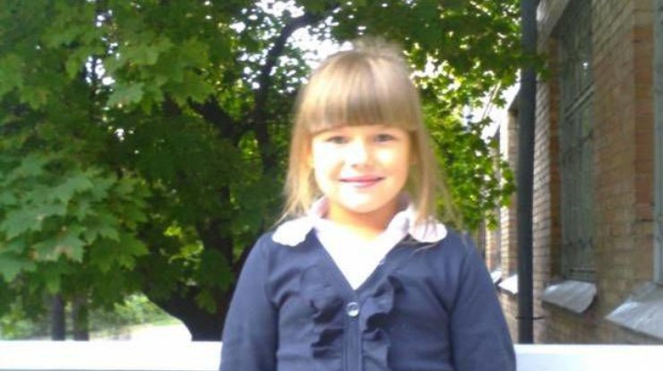 8-летнюю Настю Бобкову жестоко убили.