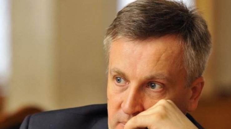 Юрий Луценко утверждает, что Валентин Наливайченко согласился покинуть кресло главы СБУ.