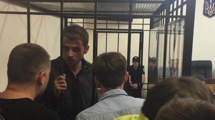 Медведев отрицает свою вину. Фото vk.com/c14_news