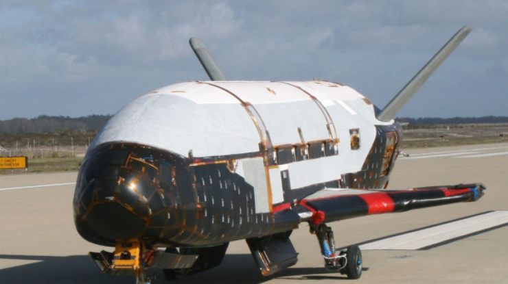 Секретный космический беспилотный самолет X-37B