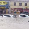 В Курске ужасный потоп: машины тонут (видео)