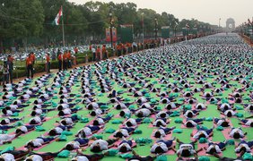Групповая йога в Индии
