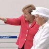 Ангела Меркель рассказала Елизавете ІІ о жизни за Берлинской стеной