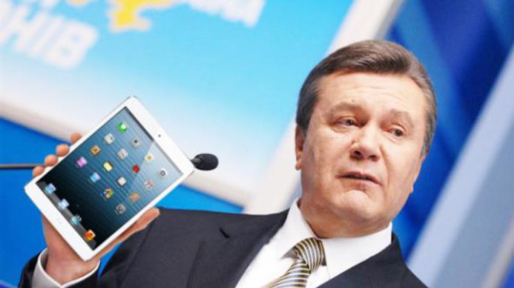 Захарченко увидел считает, что Янукович поможет в экономических вопросах