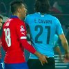 Чилиец ущипнул за зад нападающего Уругвая Кавани (видео)