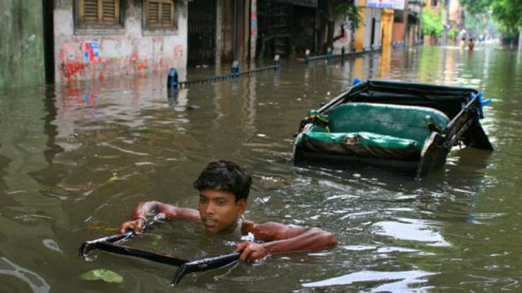 Из-за наводнения уже погибли 70 человек. Источник agrimpasa.com
