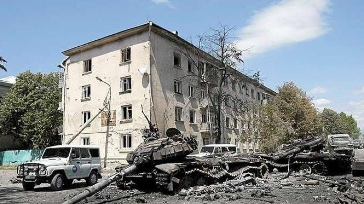 Террористы начали наступление под Донецком. Фото из архива