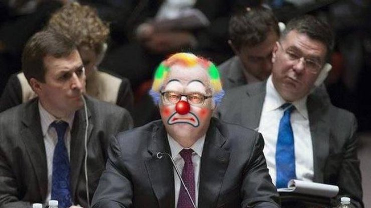 Некоторые пользователи соцсетей сравнивают Чуркина с клоуном.