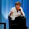 Ангела Меркель сравнила Facebook со стиральной машинкой