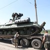Танки и БТРы боевиков заехали в Безымянное и Комсомольск