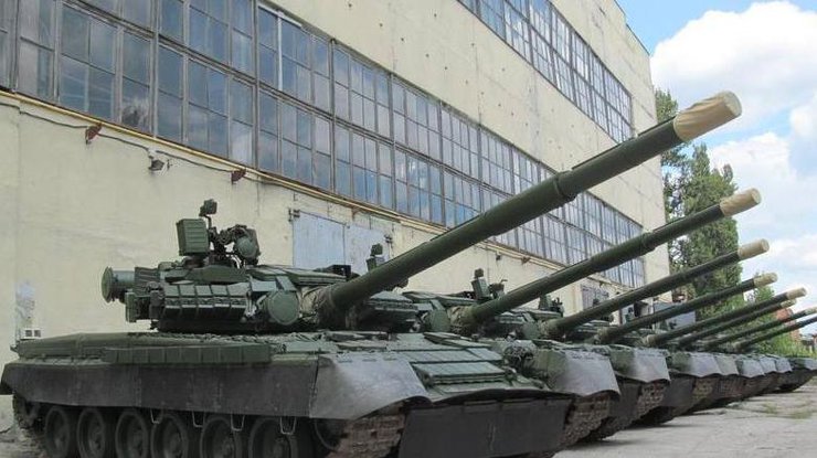 Отремонтированные танки Т-80