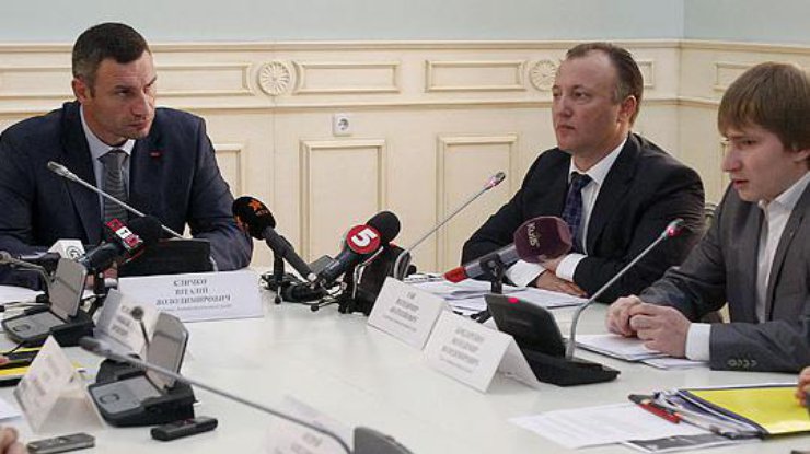 Кличко приказал Вавришу уволиться прямо на заседании Киевсовета. Фото kievcity.gov.ua