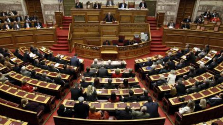 Парламент Греции ратифицировал меры жесткой экономии