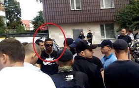 Дмитрий Соломаха заснят во время драки в Чернигове