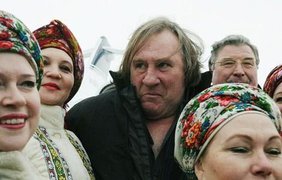 Французский актер находится с визитом в Беларуси