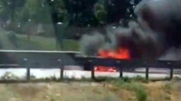 Движение в сторону Одесской площади заблокировано.