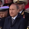 Путин искусал губы из-за неудачного запуска ракеты на параде (видео)