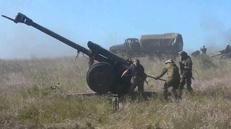 Боевики накрыли из артиллерии Дзержинск.