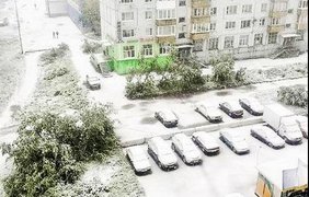 Город в России засыпало снегом. Фото @Lvov_mk