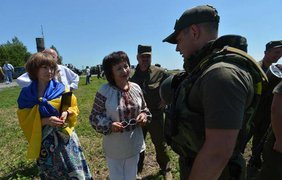 На месте гибели украинских воинов-освободителей на горе Карачун установили памятный знак. Facebook/ato.news