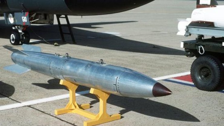 Америка планирует заменить свой ядерный арсенал новыми бомбами. Фото radicalmos.livejournal.com