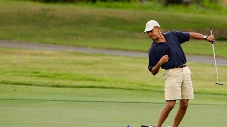 Барак Обама сыграл в гольф в канун дня рождения