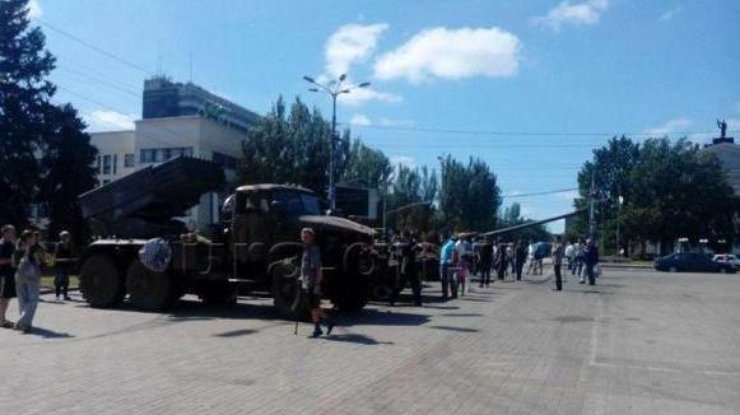 В Донецк перебросили 4 роты наемников