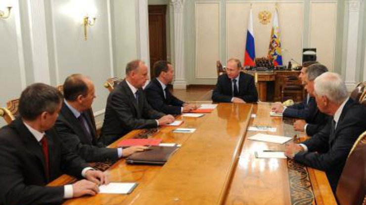 Путин срочно вызвал членов Совбеза на совещание