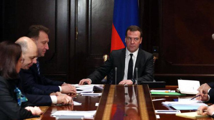 Медведев обещает санкции, если Ассоциация Украины и ЕС вступит в силу