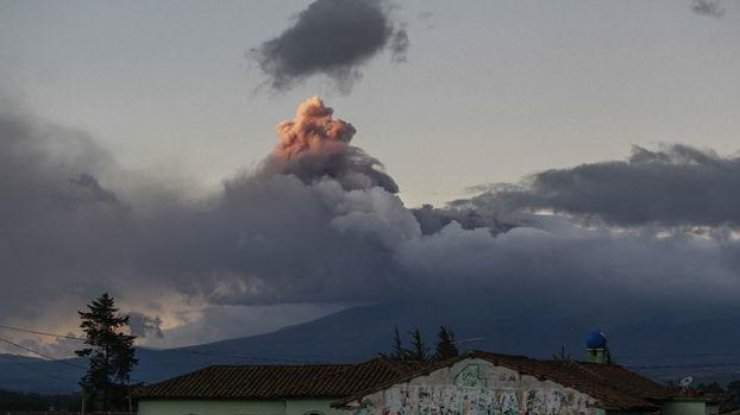 В Эквадоре объявлено чрезвычайное положение