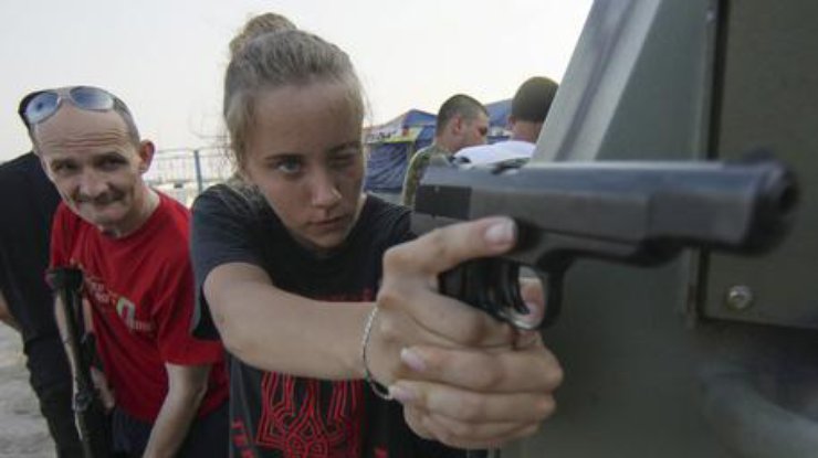 В Мариуполе детей научат обращаться с оружием