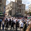 Депутата Рады ранили в драке фанатов в Киеве