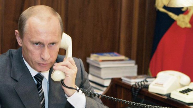 Путин переговорил с участниками встречи по телефону.