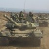 На Луганщину вторглась колонна танков и БМП из России