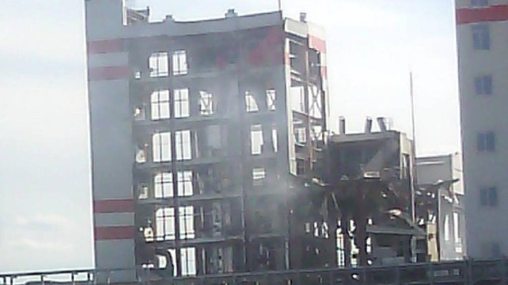 Завод после взрыва. Фото ren.tv